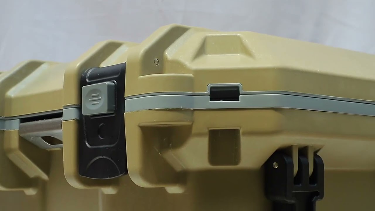 TSUNAMI 30L/50L COOLER BOX
