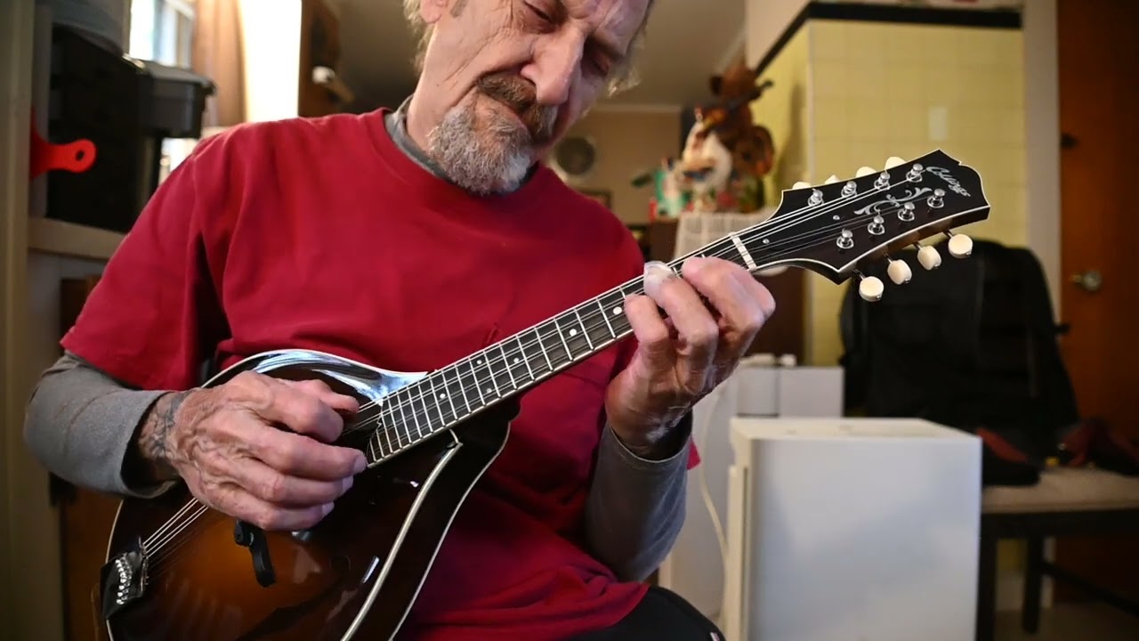 Ar Éirinn Ní Neosfainn Cé Hí (For Ireland I Will Not Tell Her Name) (Solo Mandolin)