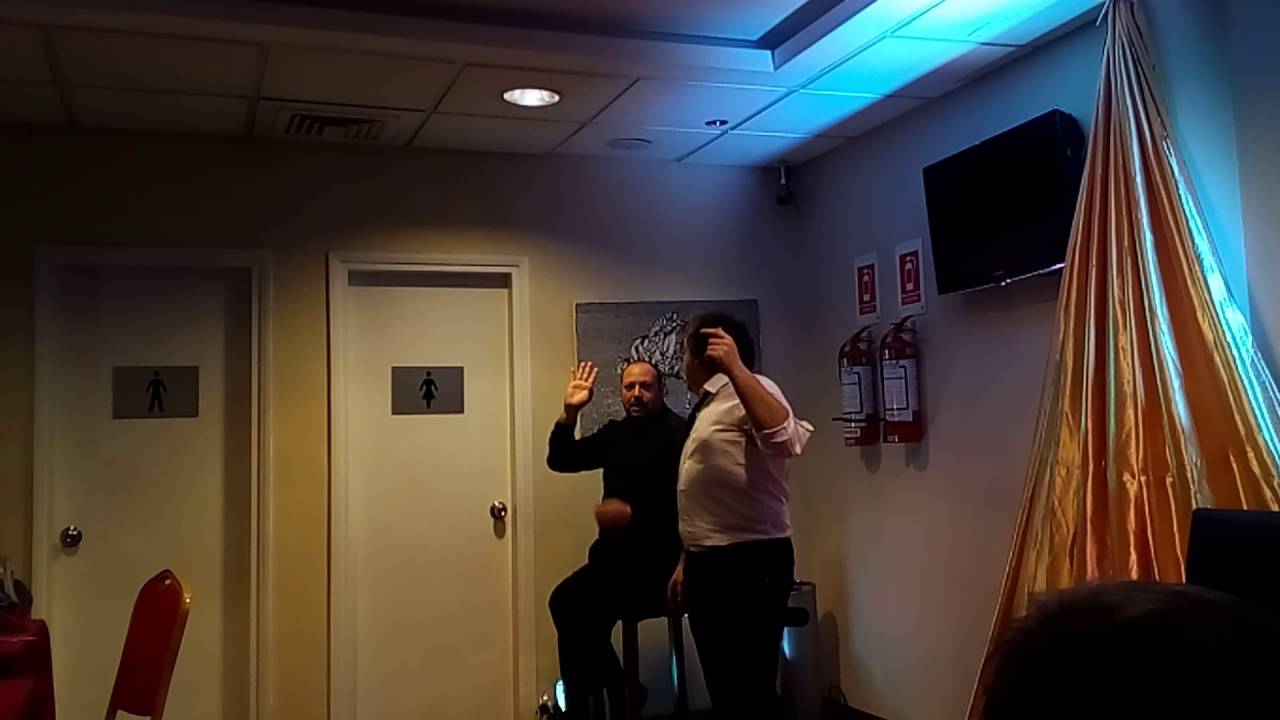 Stand Up de Leo Pachela