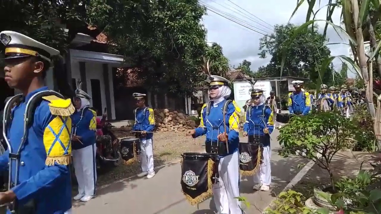 Drumband acara wisuda TPQ pandanarum