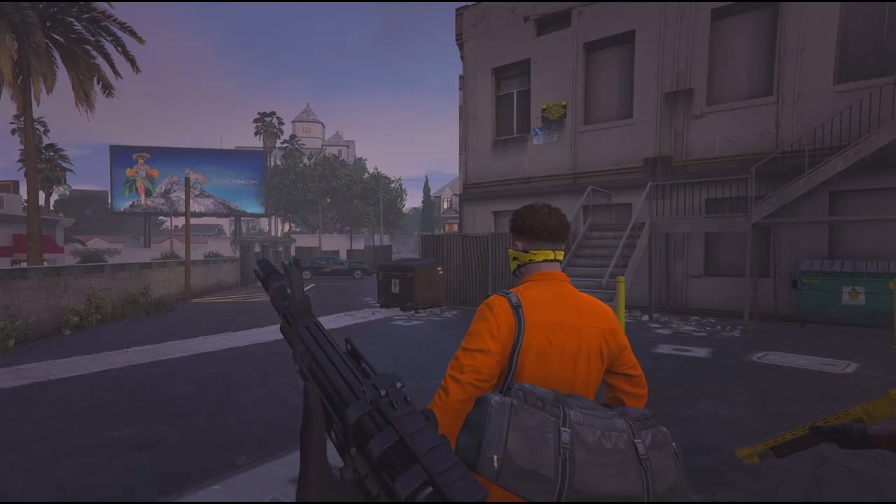 Grand Theft Auto V_HELPING_OUT_