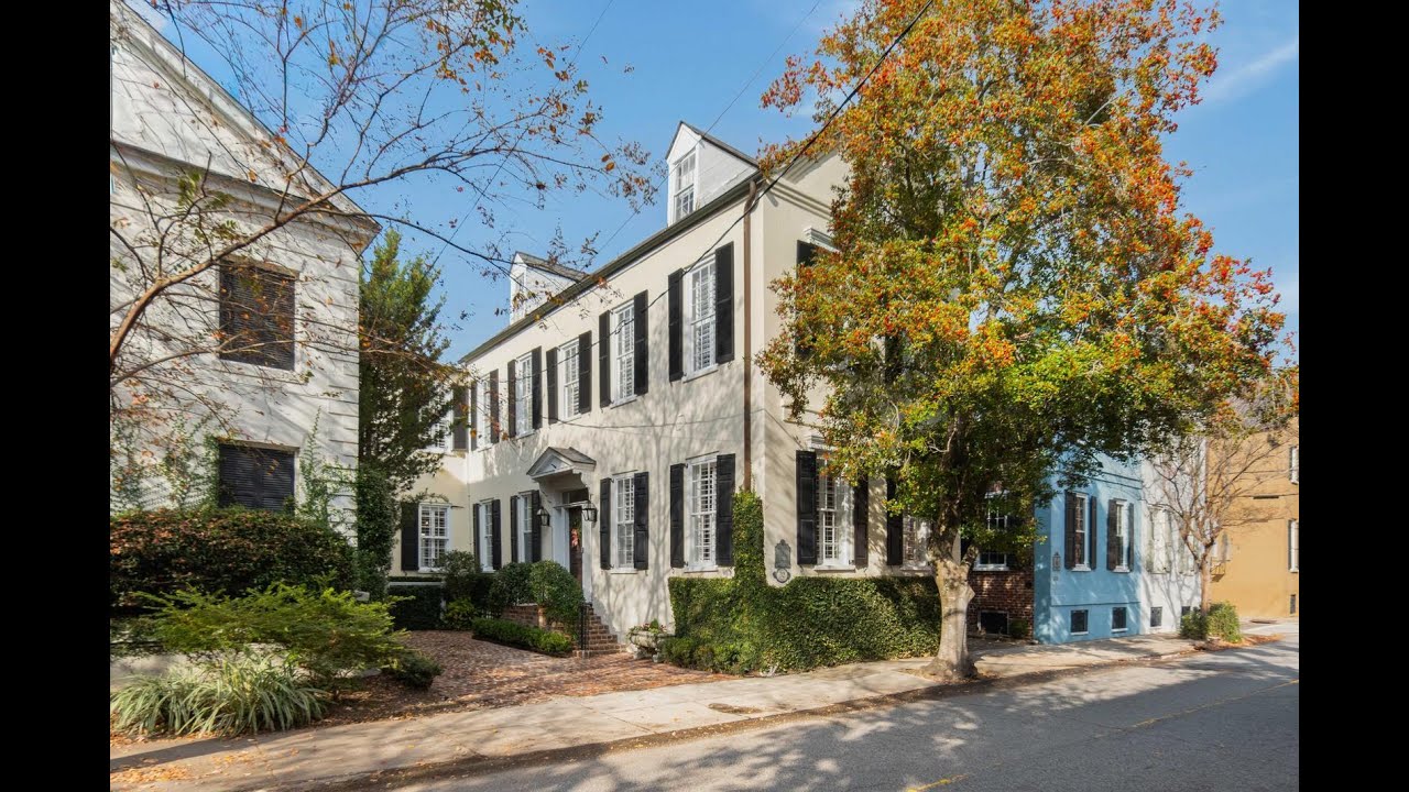 32 Wentworth Street
