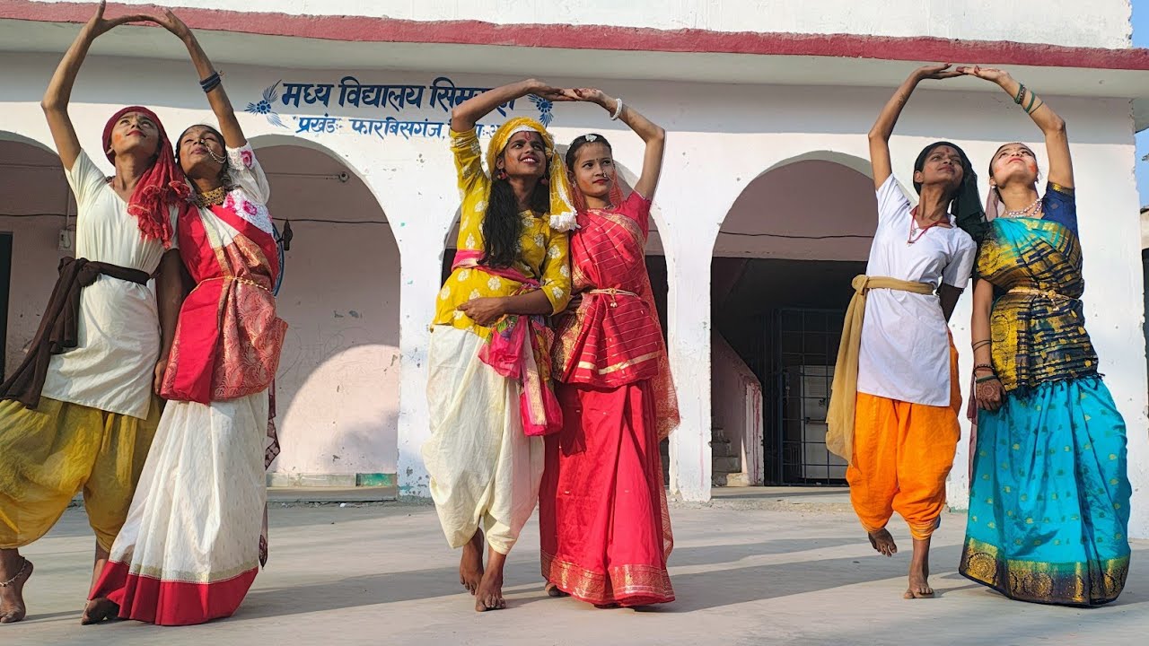 Aayi Jhoomke  Basant | आई झुमके बसंत | Traditional 🫟 holi song  | बसंत गीत | 