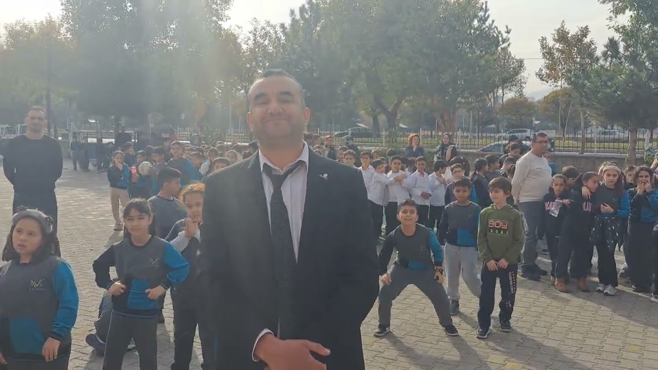 Öğretmenler Günü Mustafa Kızıklı İlkokulu 2025