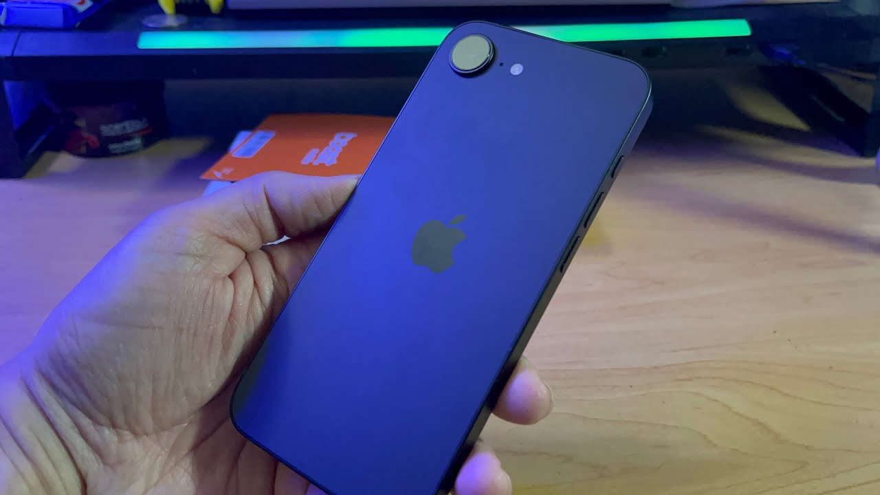 Apple iPhone 16e Unboxing (Boost Mobile Only $99)