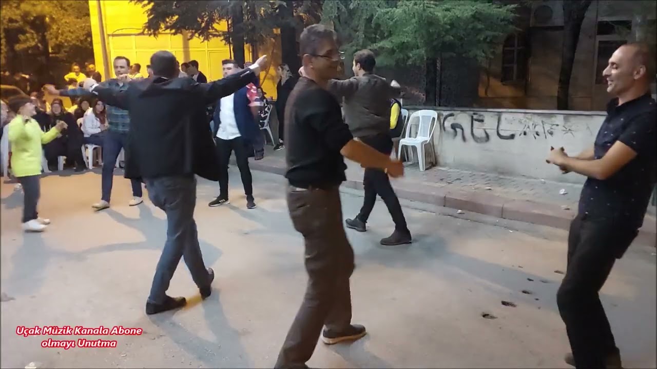 07 Of of Çaldığım bağlama Güvercin uçuverdi Kanadın açıverdi Ahmet Taş