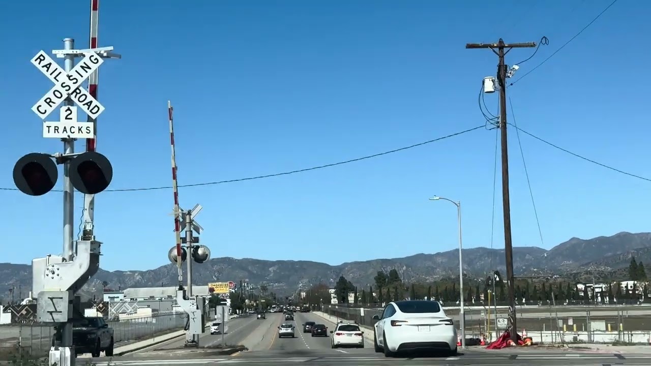 Otro video más aquí en nort Hollywood en la Vineland 