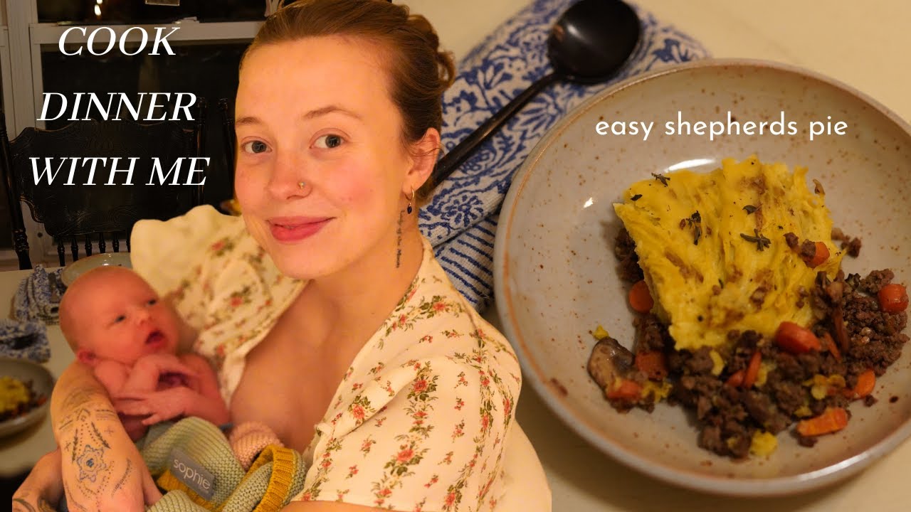 Cook Dinner With Me  🥧🥕 Easy Shepherds Pie Recipe (great for leftovers!)