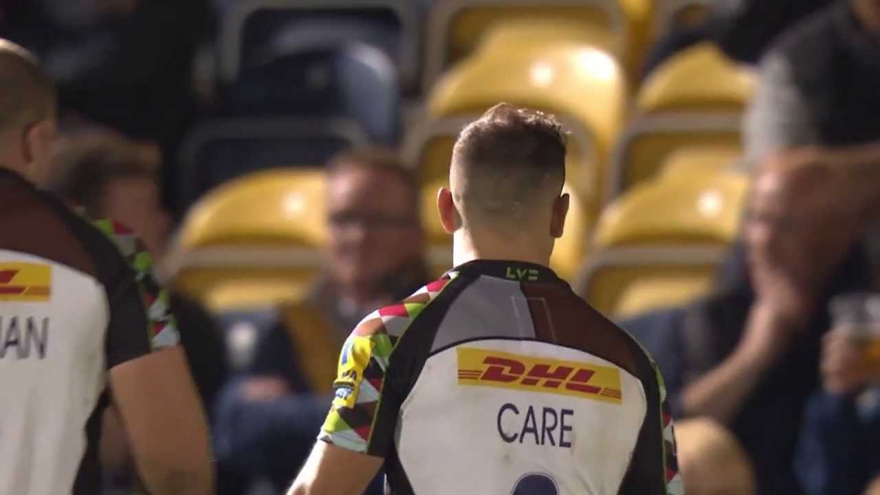 Danny Care fixes his hair during match - Worcester Warriors vs Harlequins