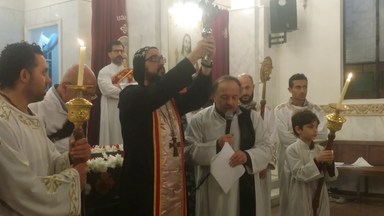 زياح الصليب المقدس يوم الجمعة العظيمة بحسب طقس الكنيسة السريانية الأرثوذكسية