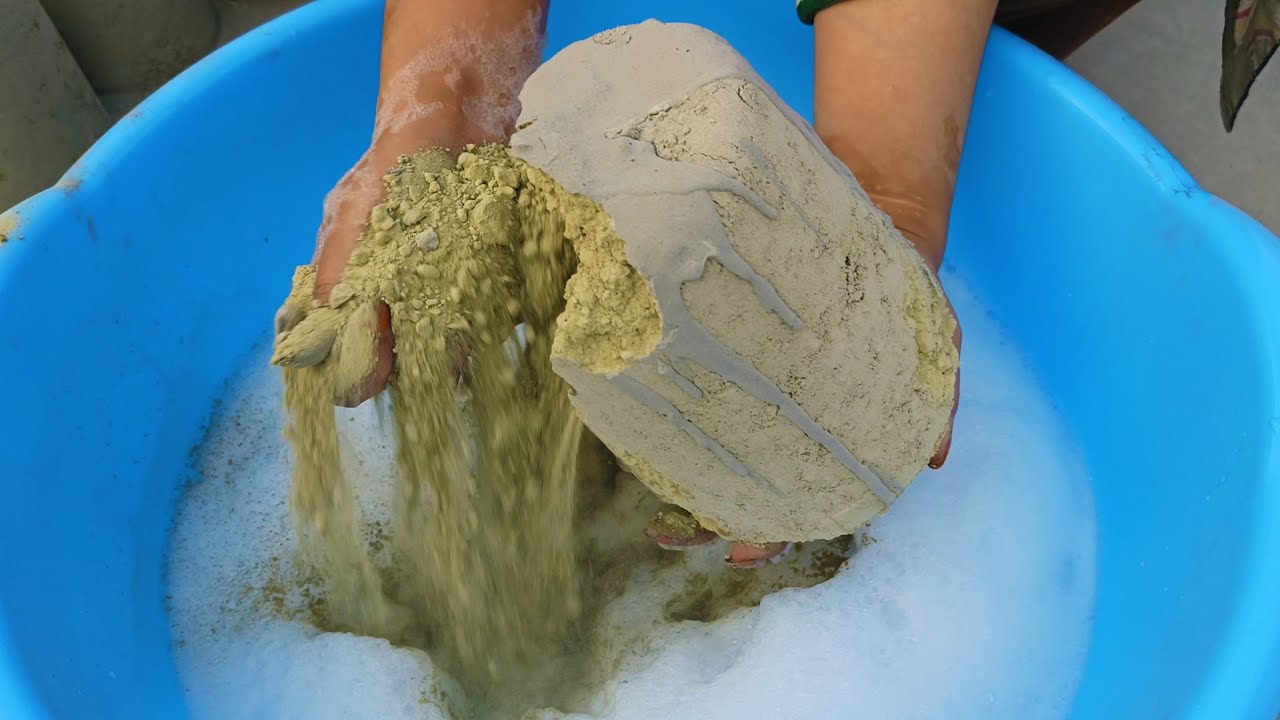 New dusty soft creamy melting yellow dirt crumble in foamy water+dipping 🤤💯