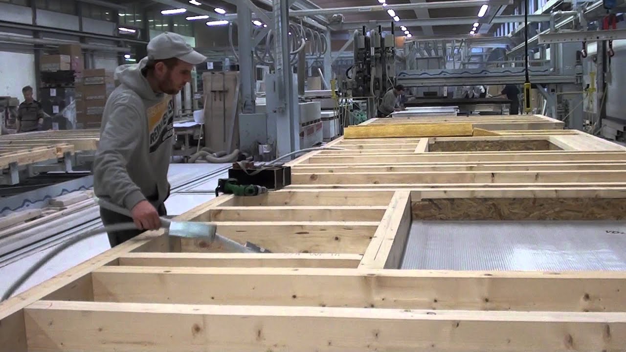 Med in Italy at Rubner Haus - Assembly line - Insulation