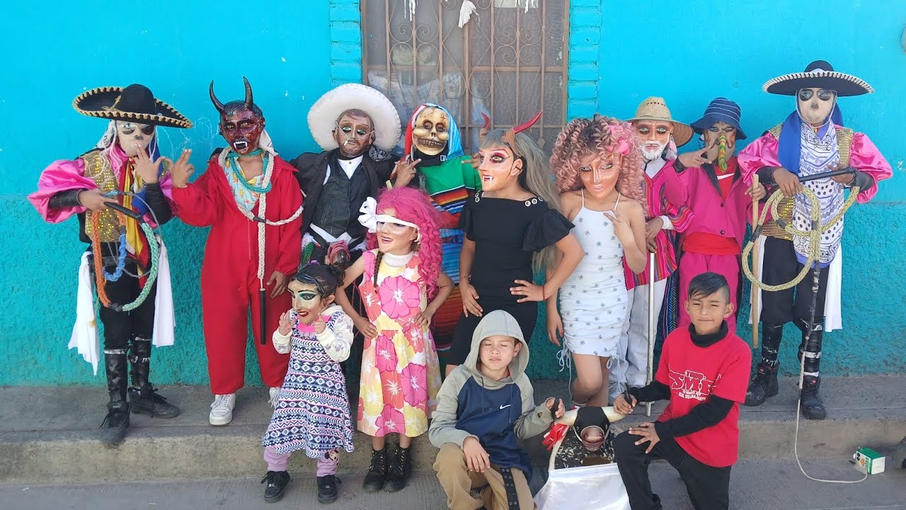 danza del torito infantil san Miguel rey Jr.en el coecillo celebrando un cumpleaños 🎂
