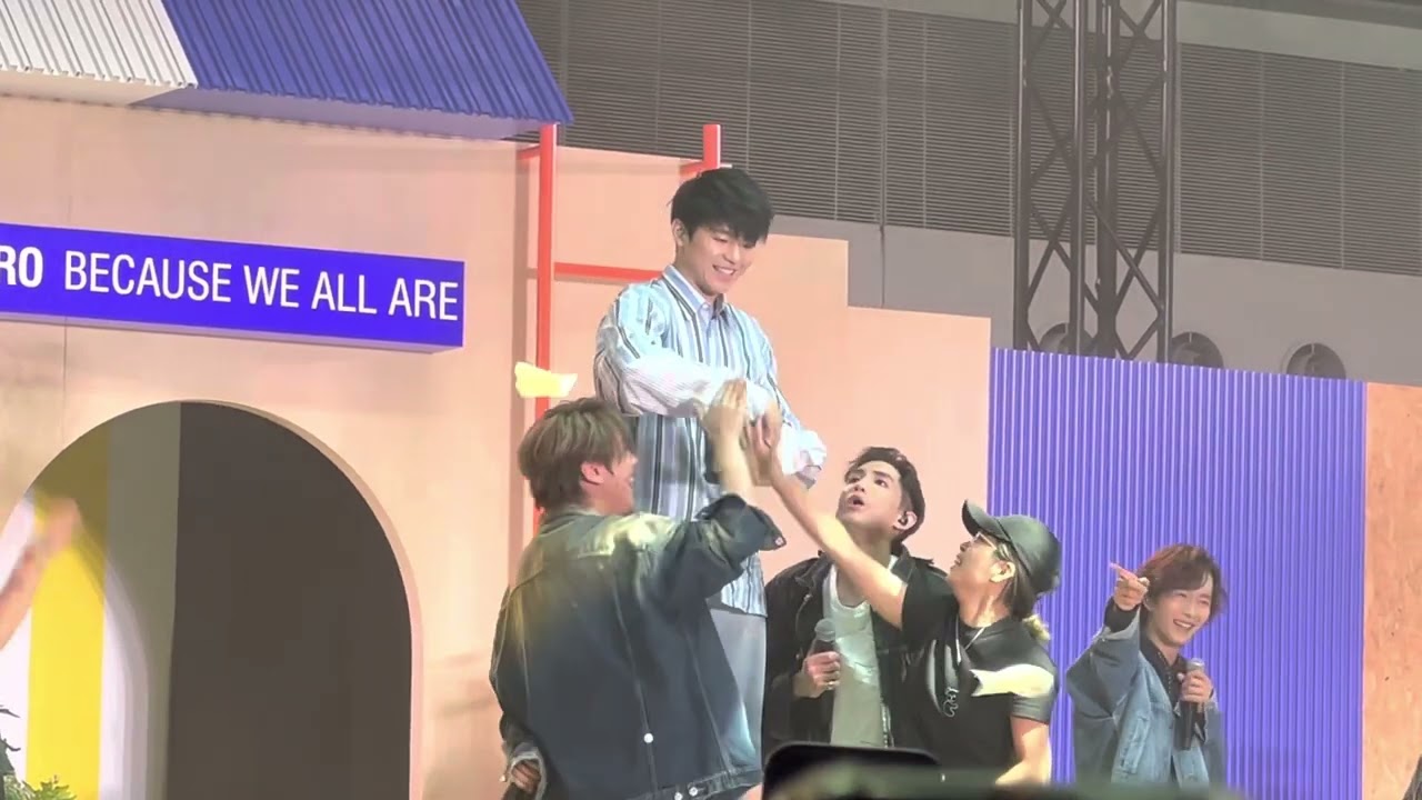 Mirror Fan Meeting- game with KeungTo