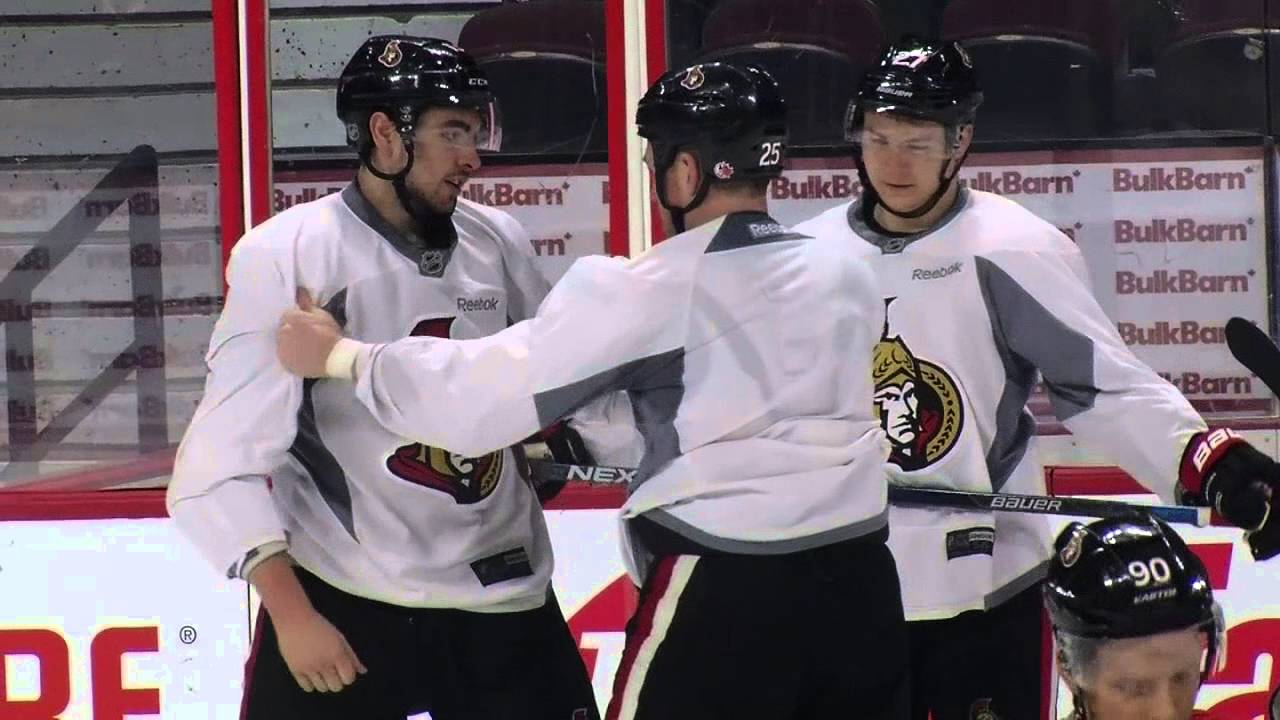 Gotta See It: Neil gives fight lessons to younger Sens