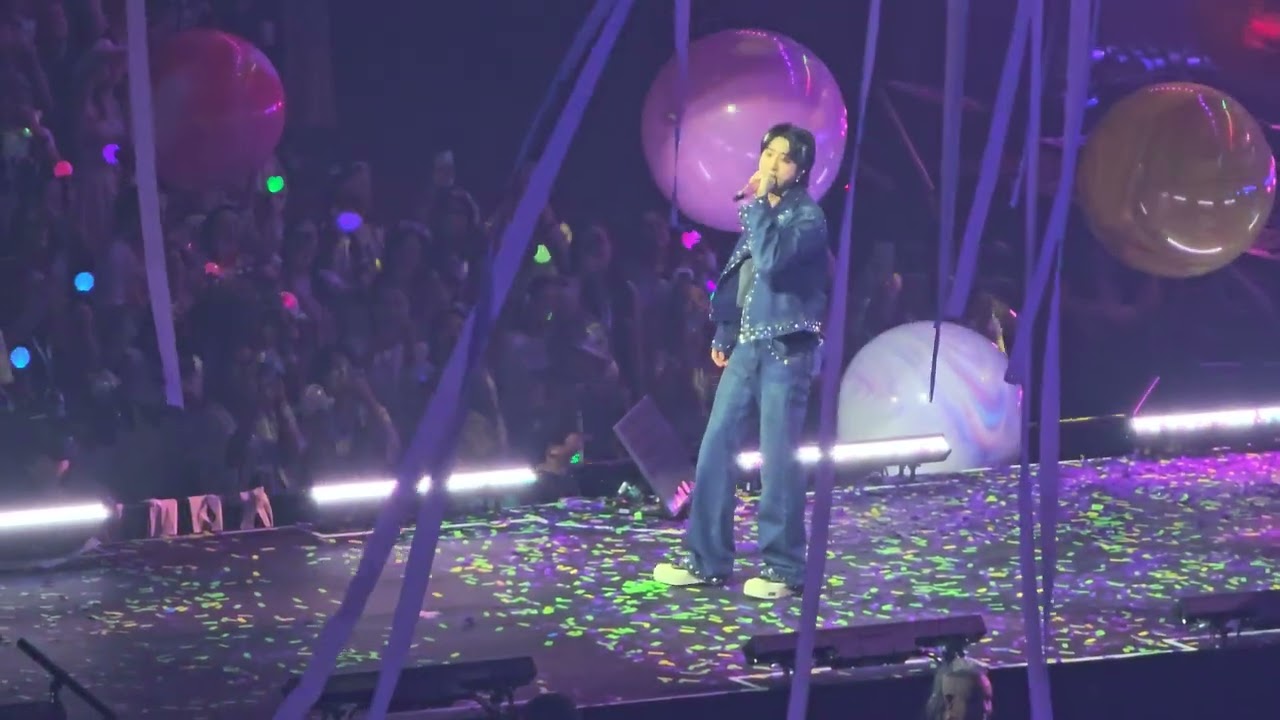 250810 JIN (BTS) — The Astronaut @ Ziggo Dome (Amsterdam)