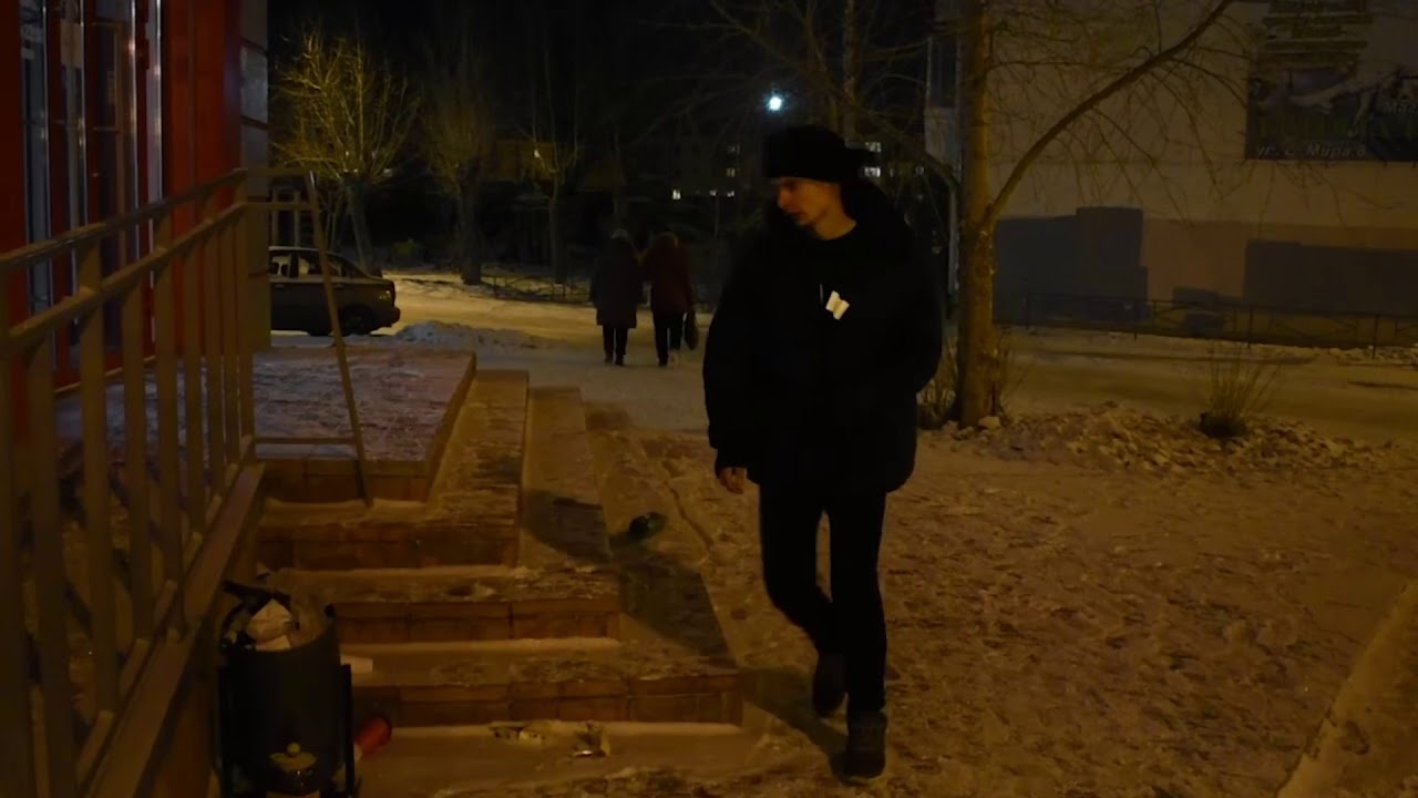 Наглый бомж