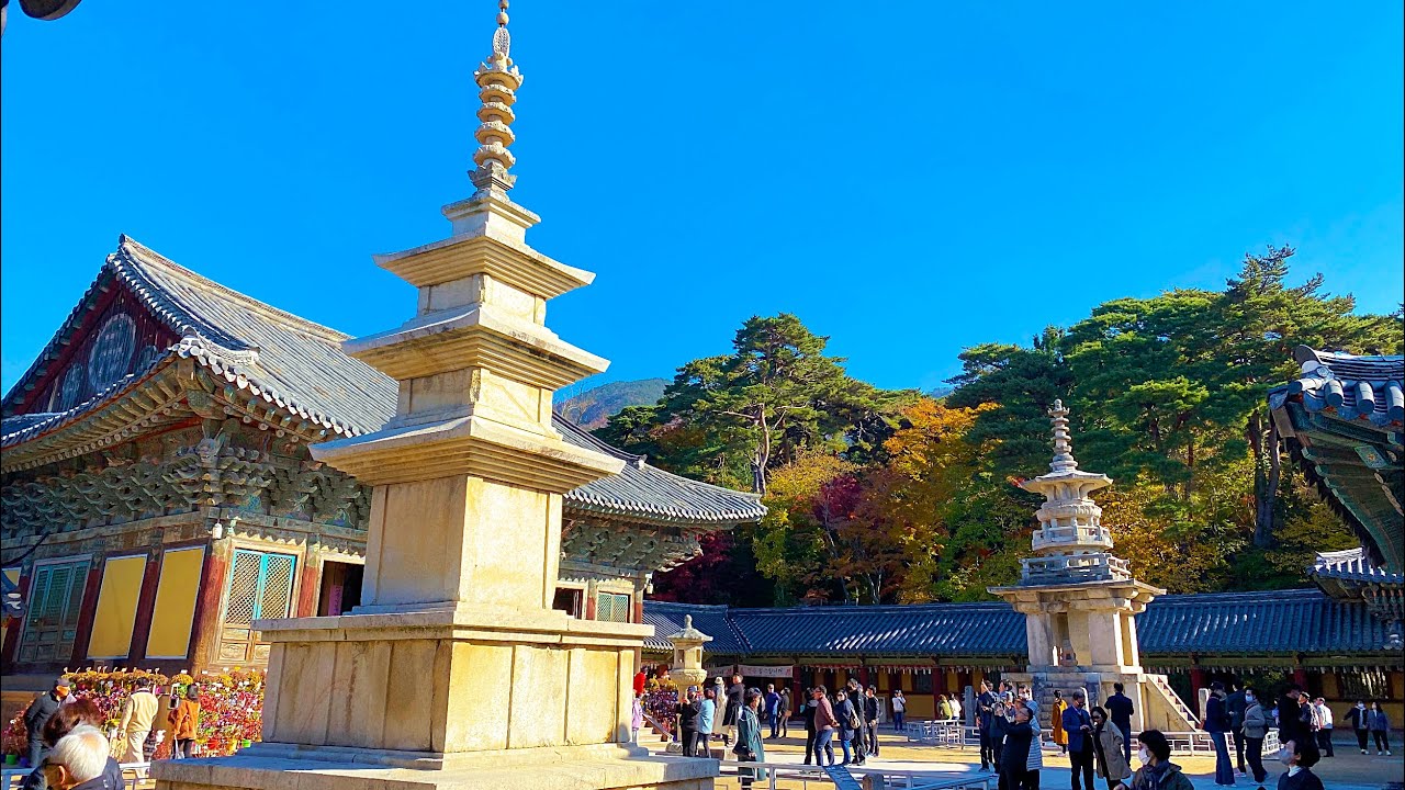 Korea - Touring Bulguksa Temple with Fall Leaves | Gyeongju - 4K