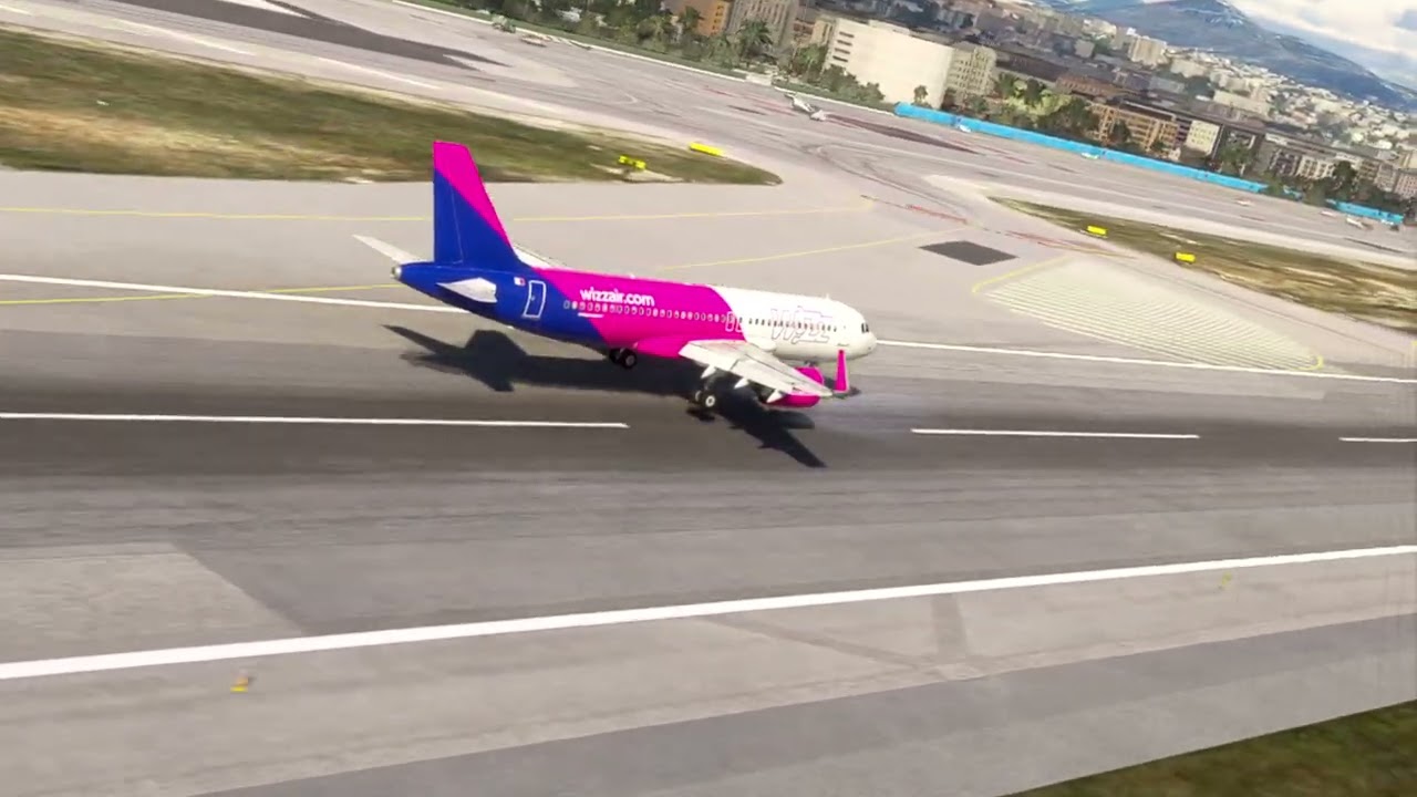 A bumpy takeoff , Beautifull airport, airbus a320 plane !! Game