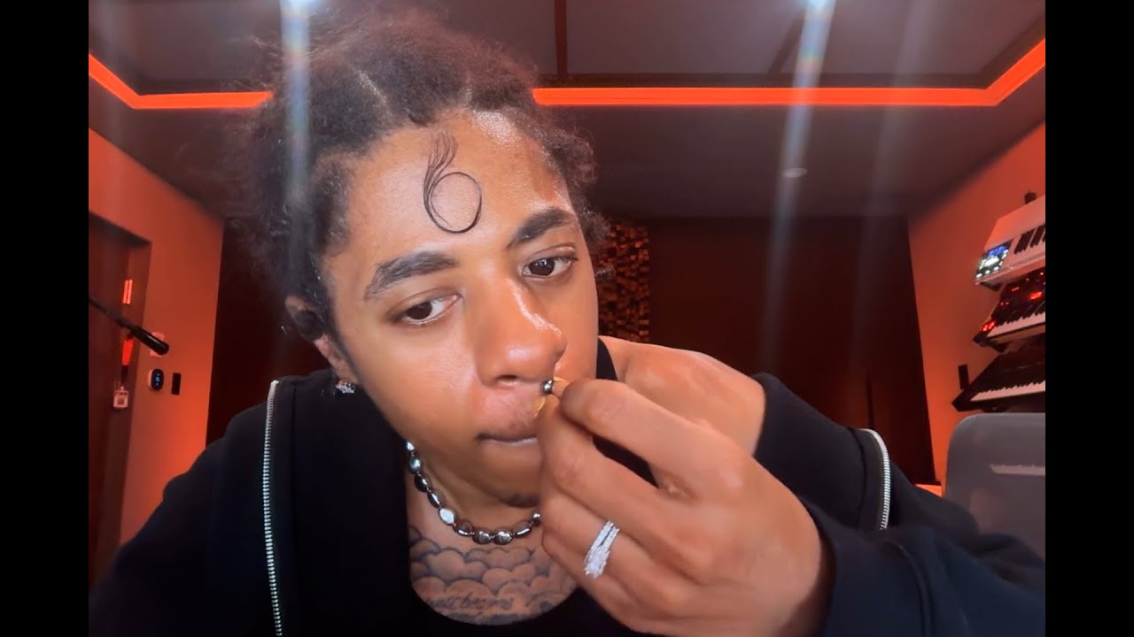 How to change your septum piercing.