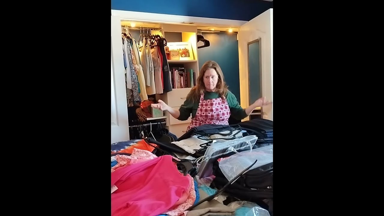 Cleaning out my closet, reorganizing, purging and donating #closet #organizing #cleaning 
