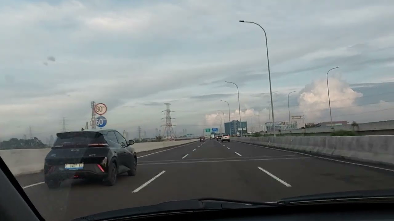 TOL BECAKAYU ALTERNATIF PERJALANAN DARI BEKASI MENUJU JAKARTA JIKA TERJADI KEMACETAN DI TOL JAPEK