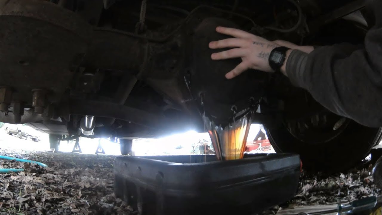 RV / Motorhome Rear Differential Oil Change