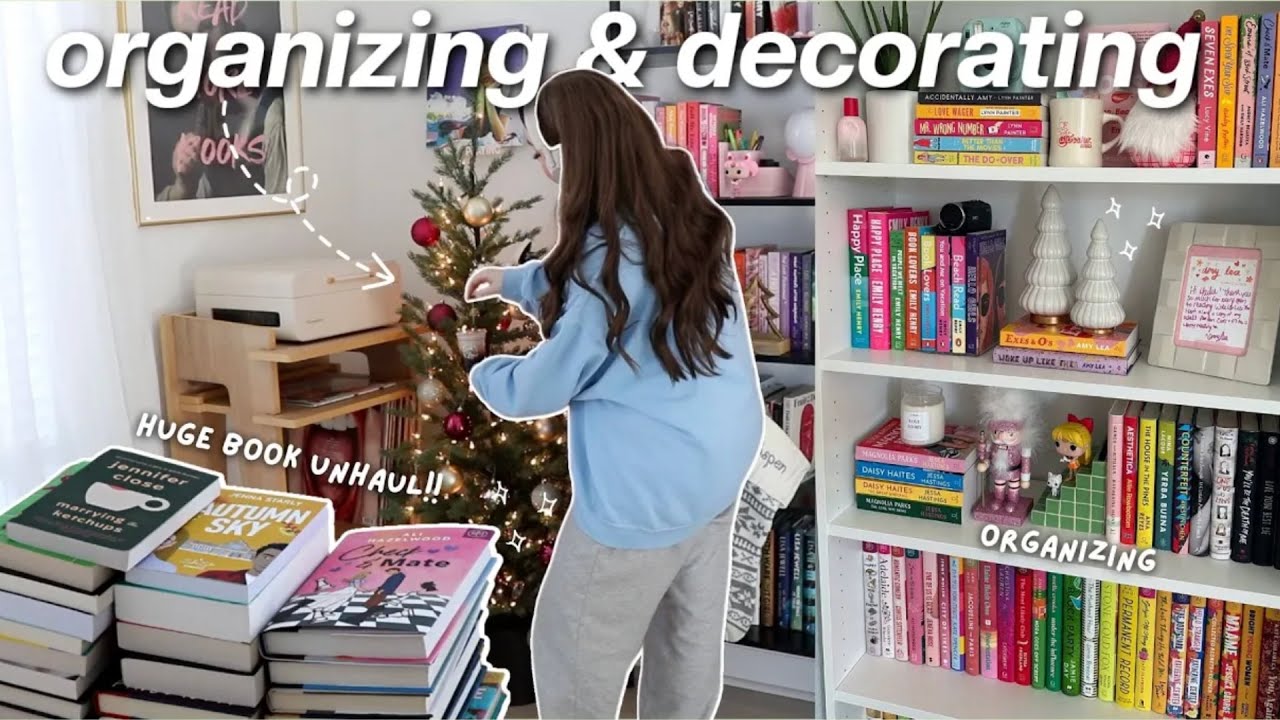 organizing and decorating my bookshelves 🎄✨ + huge book unhaul | bookmas day 4
