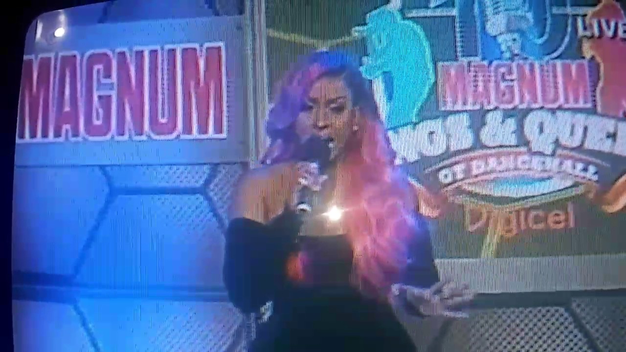 Compass Performance on Magnum Kings & Queens MARCH 4, 2017