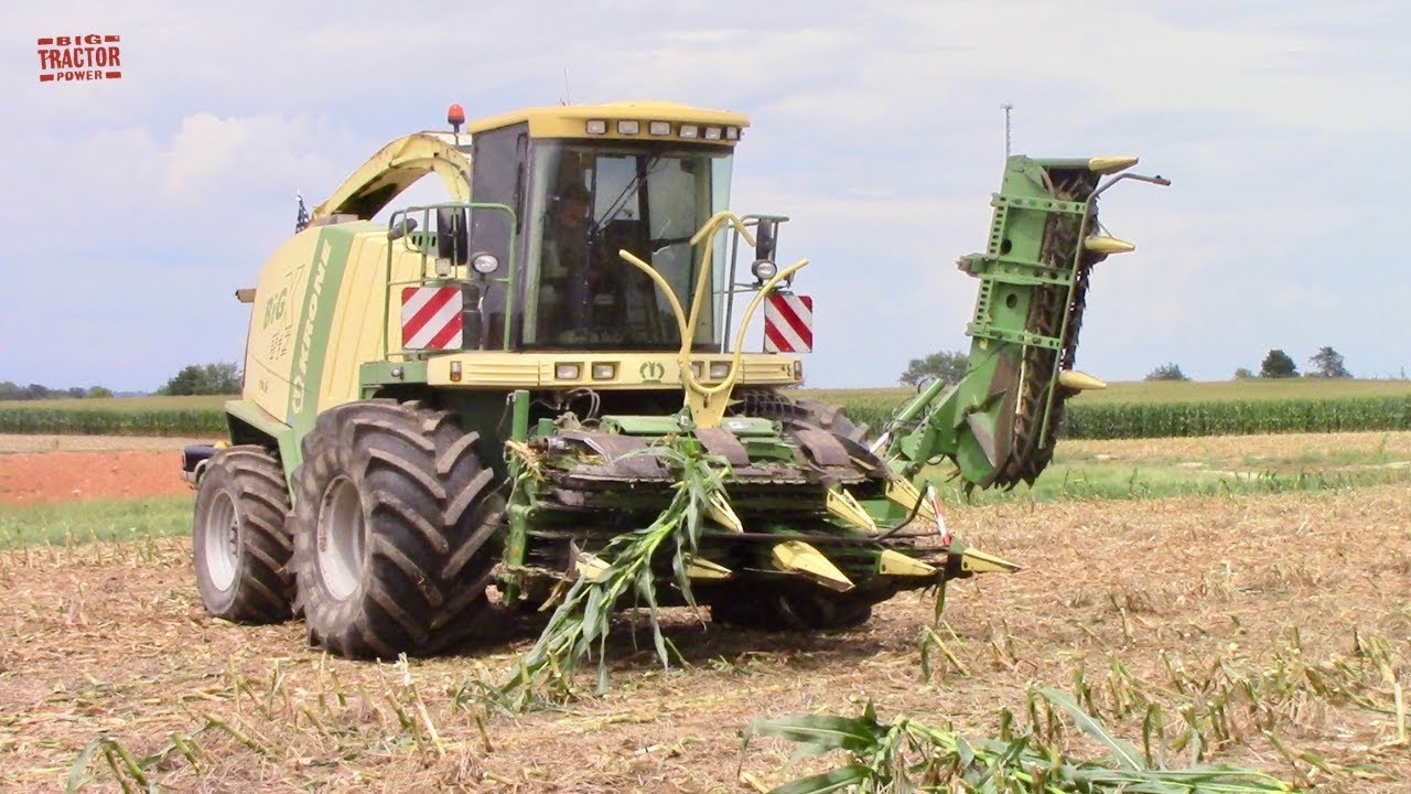It is Corn Chopping Time: 750 hp Krone Big X V12