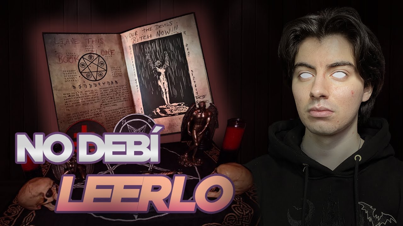 Leyendo un Libro PROHIBIDO de Magia Negra  😨