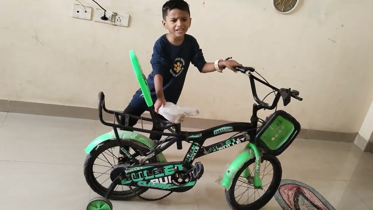 शौर्य चाललाय पप्पाला घेऊन सायकल नीट करायला#goviral #cutebaby #cute #mylittleheroshaurya