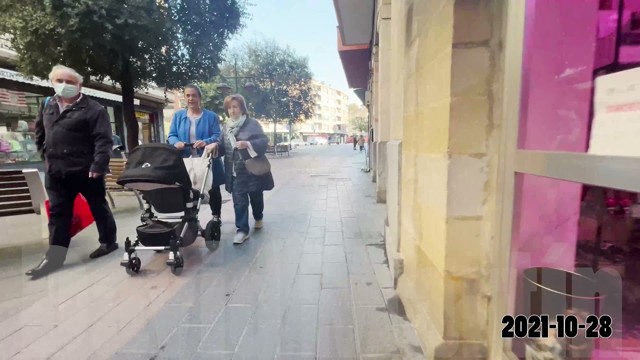 2021-10-28. Andando por Amorebieta-Etxano. Zornotza