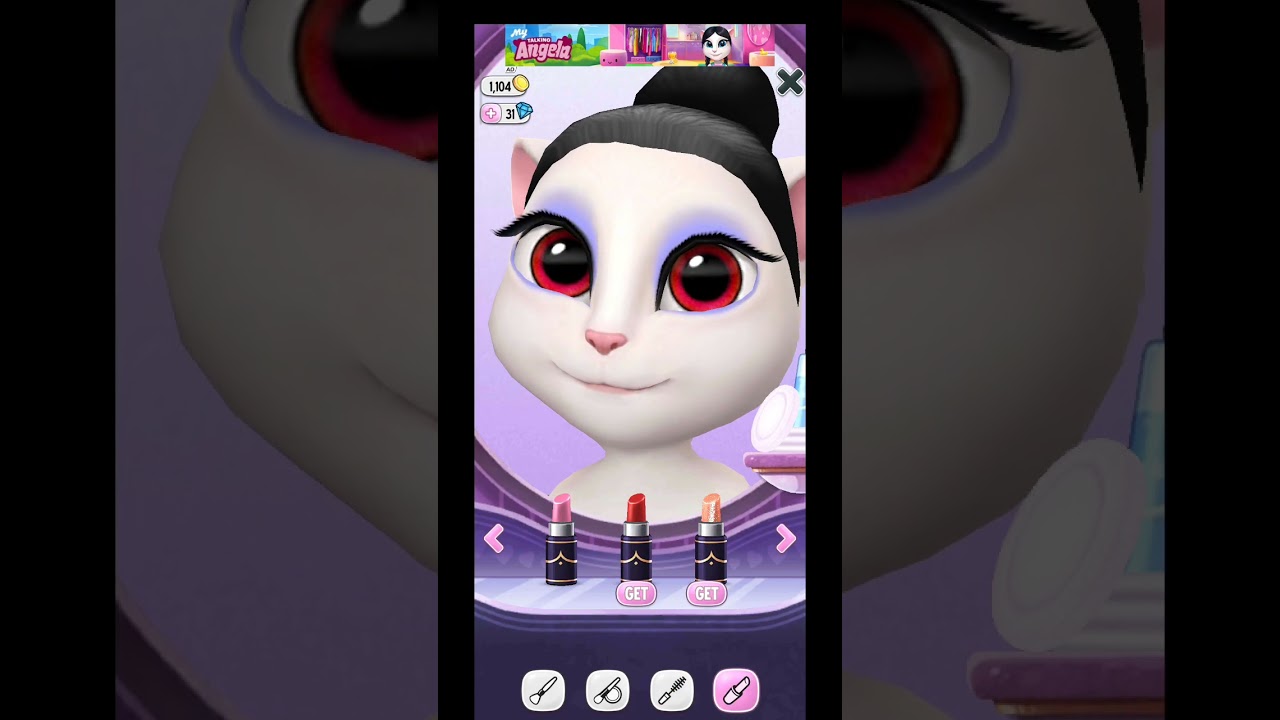 Playing a very very old version of my talking angela(⁠◠⁠‿⁠◕⁠)