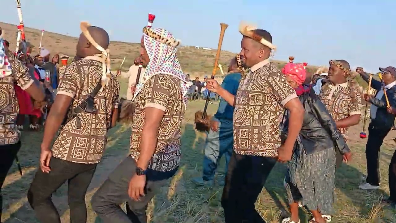 Bekukuhle kudelile  kwamdladla  egomfolo abakwazungu e nhlungwane  bezokhehla  uSmangele mdladla