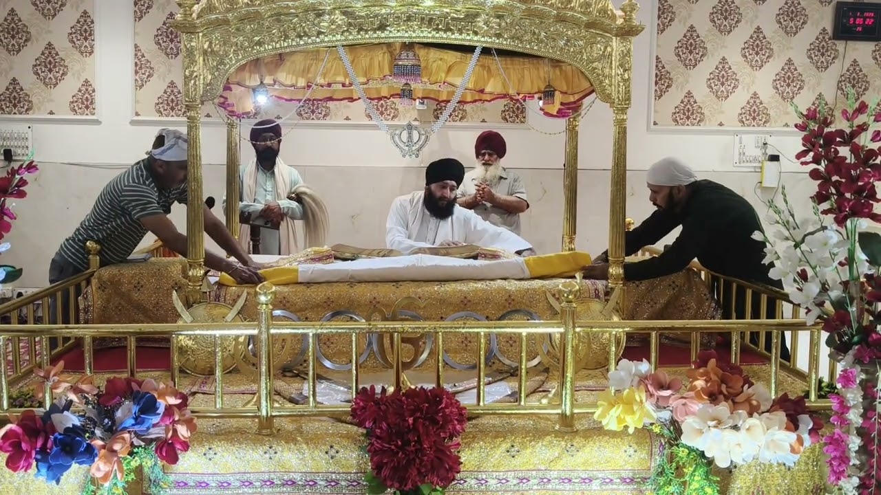 Gurudwara Vivek vihar ke andar Prakash hua Hai isko video ko jyada Se jyada share Karen/1/3/2026