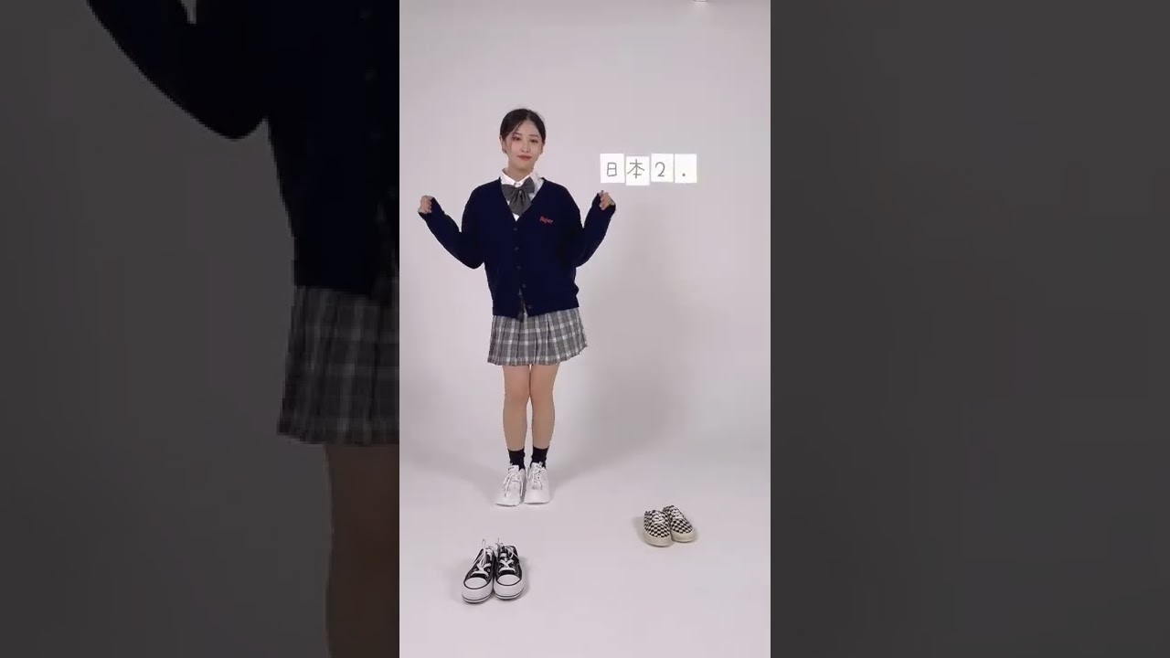 韓国VS日本、制服どう違う？🚌 #shorts 日本はダボっと、韓国はタイト！