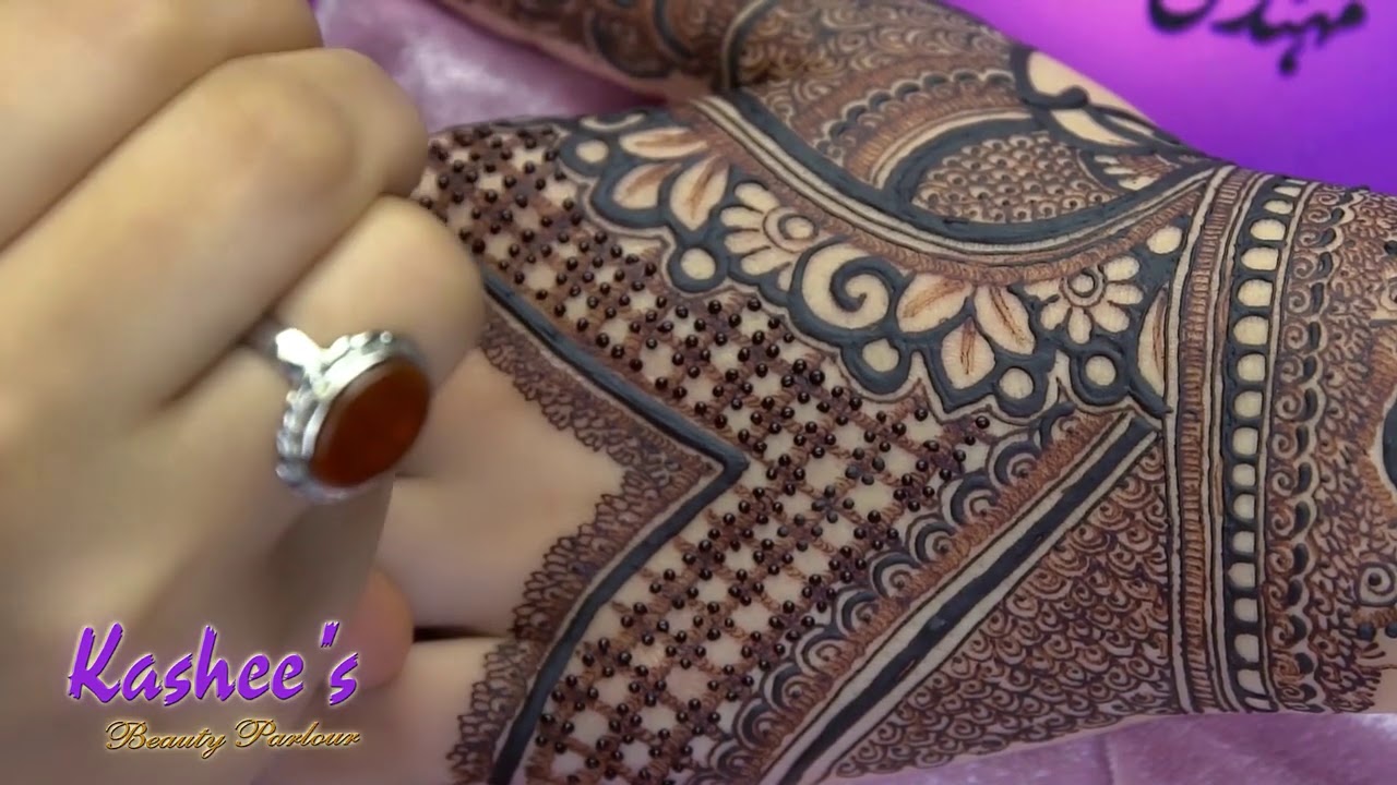 Kashee's Signature Mehndi ...