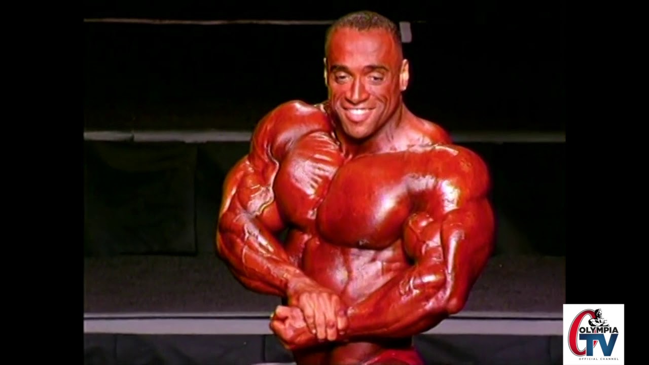 2003 Mr. Olympia - Dennis James Posing Routine