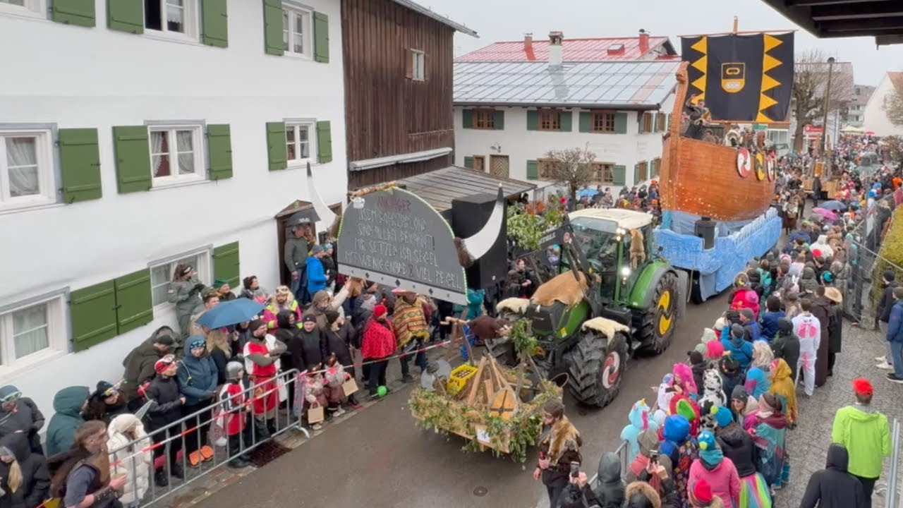 Gumpiger Donnerstag und Faschingsumzug in Fischen 2025