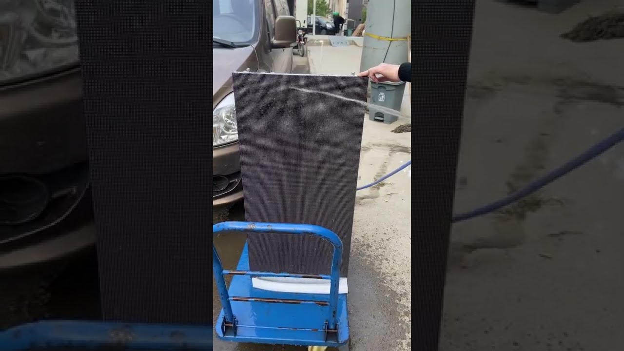 W series P3.91 outdoor led display waterproof test &grate design and good price