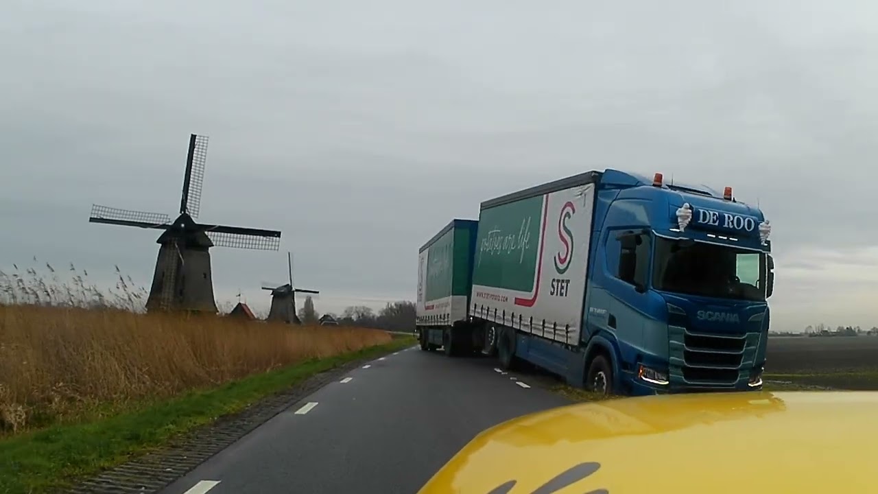Via de Noordschermerdijk