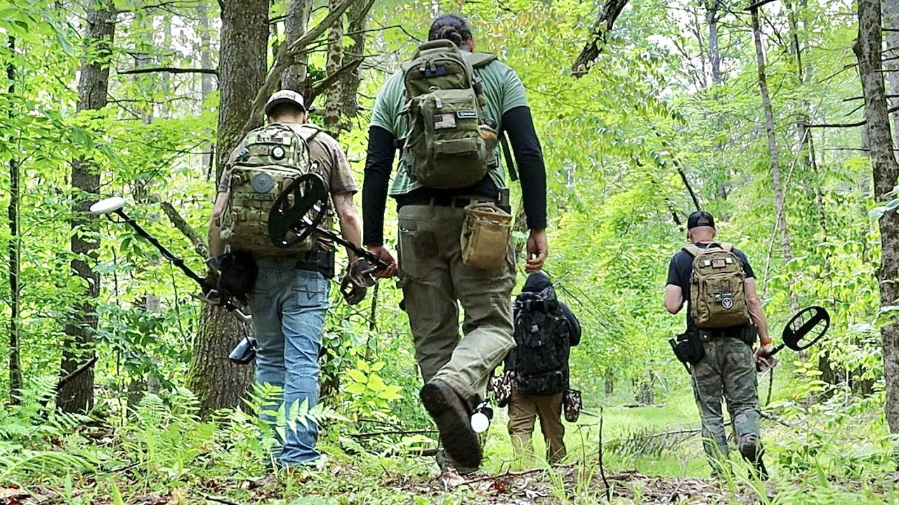 Metal detecting a mile of old dirt road in New Hampshire