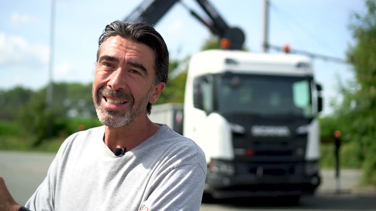 Bouwgroep VDD koos ALUMAC construct voor opbouw van hun Scania met HIAB kraan & containersysteem