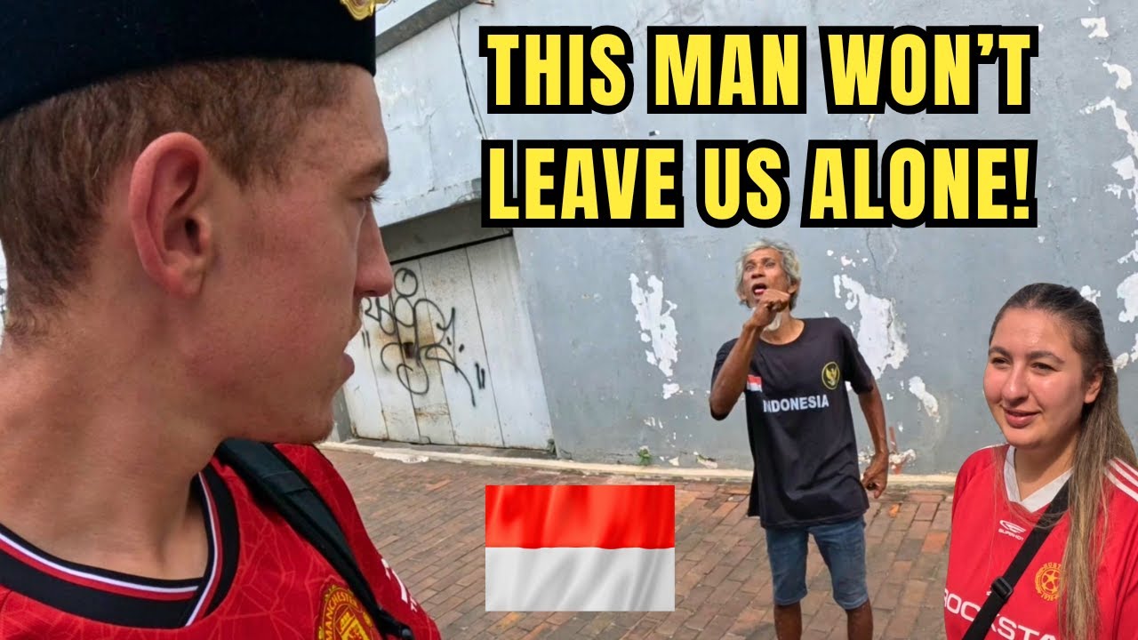 Старый город Семаранга кажется каким-то странным... Почему? 🇮🇩 (Кота Лама)