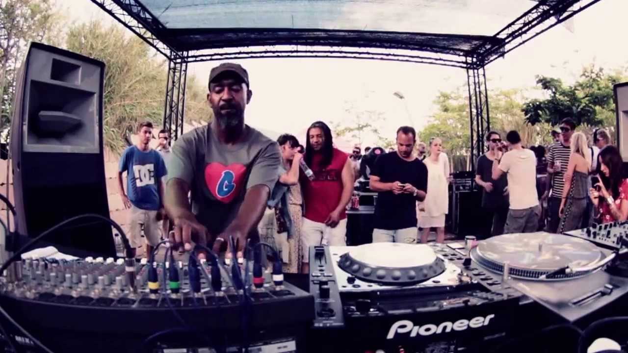 One Illusion, Barcelona - Mr G // RAW CLIPS (Long version)