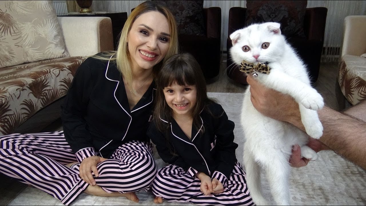Anne Kız Takımı ! Funny Kids Video