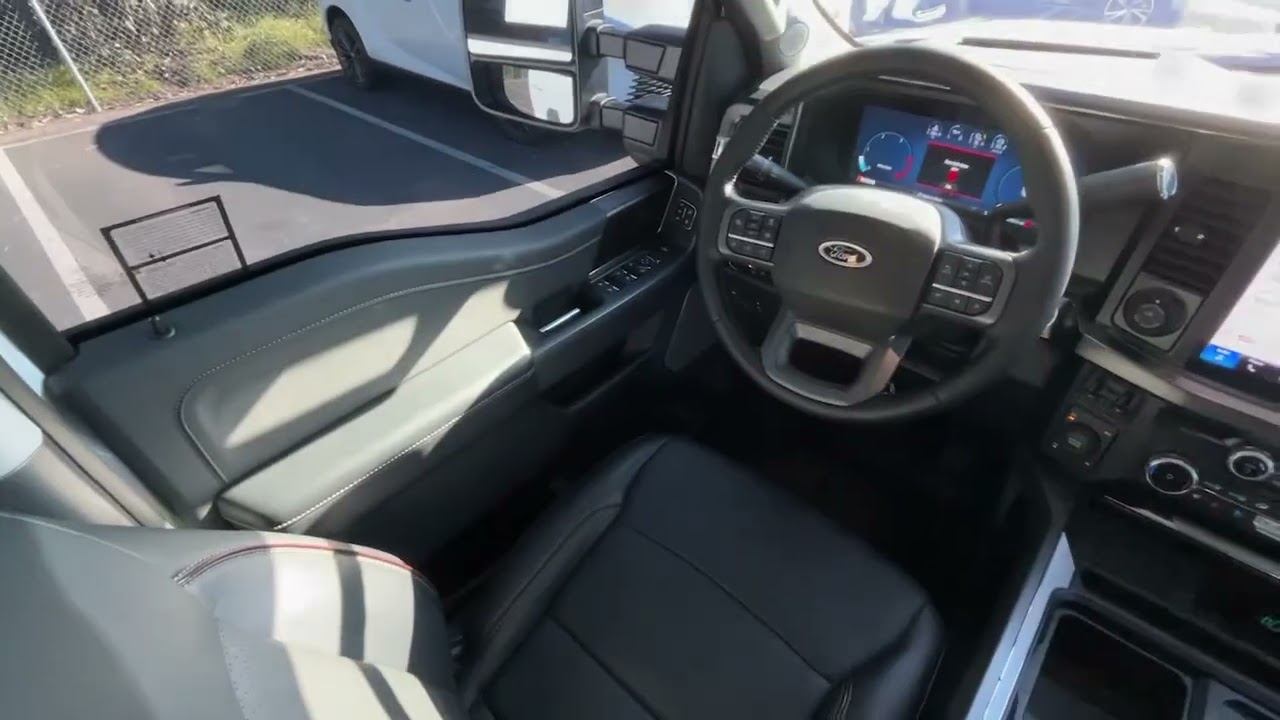 2024 Ford Super Duty F-350 SRW LARIAT Sant Barbara, Goleta, Ventura, Santa Maria, Oxnard CA