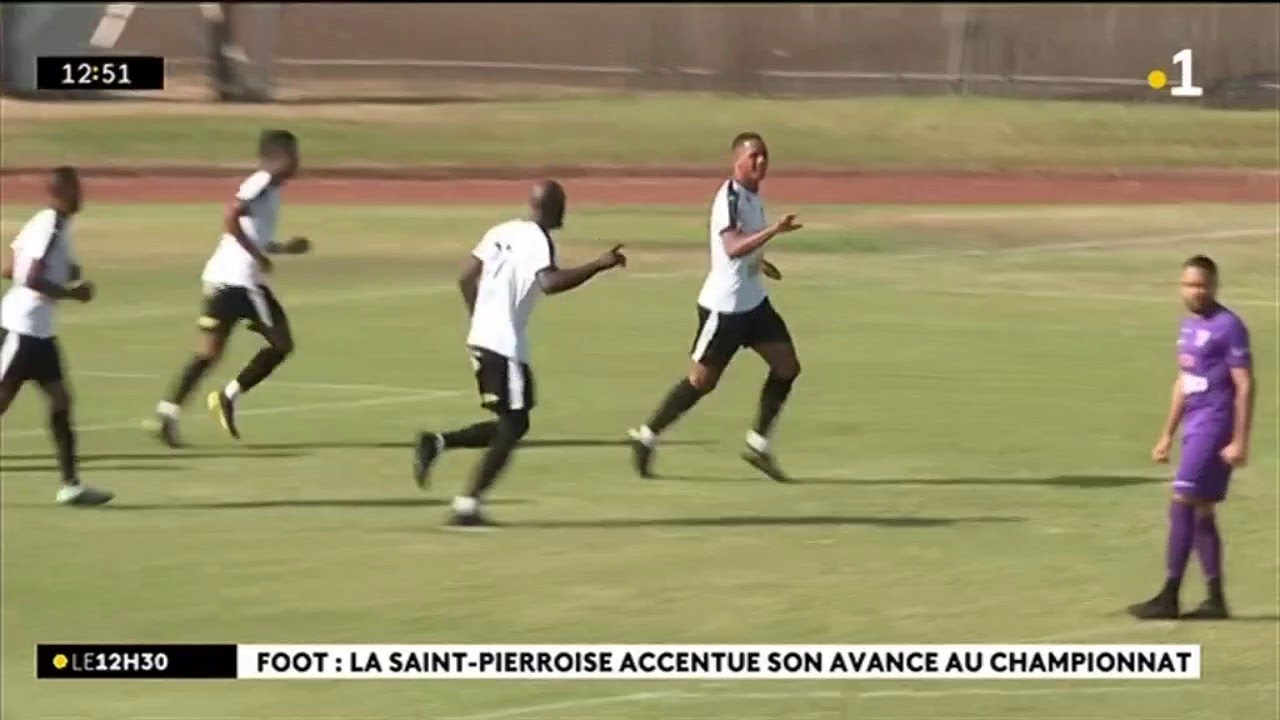 Foot : Jeanne d'Arc/Saint-Pierroise
