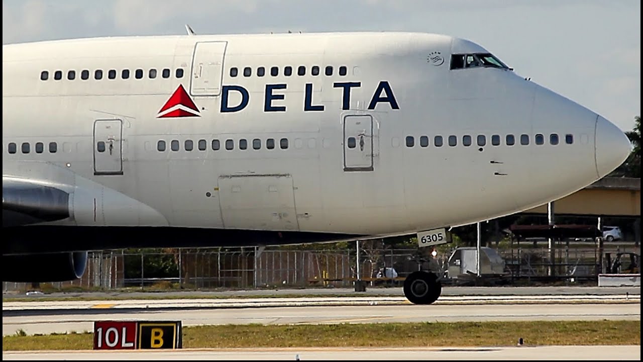 {TrueSound}™ Delta Boeing 747-400 Takeoff from Ft. Lauderdale! RARE with POWERFUL Sound 4/10/16